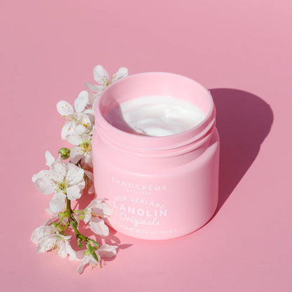 Lanocreme Lanolin Vitamin E Moisturizing Cream (New Zealand) 100g